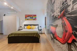 1 dormitorio, tabla de planchar con plancha, wifi gratis y ropa de cama