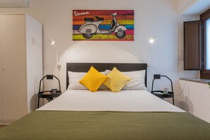 1 dormitorio, tabla de planchar con plancha, wifi gratis y ropa de cama