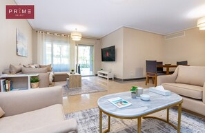 アパートメント 2 ベッドルーム ガーデンビュー | リビング エリア