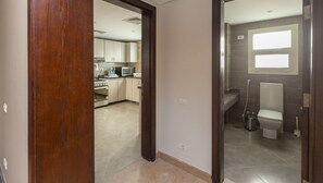 Apartment, 3 Bedrooms | 3 bedrooms, in-room safe, iron/ironing board, free WiFi