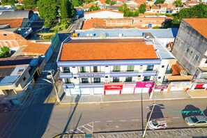 Façana frontal de l'allotjament
