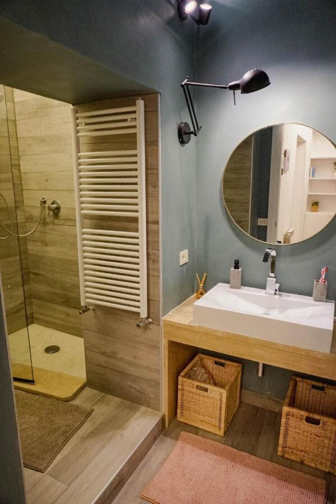 Shower, eco-friendly toiletries, hair dryer, bidet