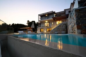 Pool - Royal Villa 3 (Skiathos)