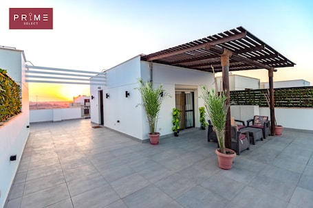 Terrace/patio. Prime Select West Sodic
