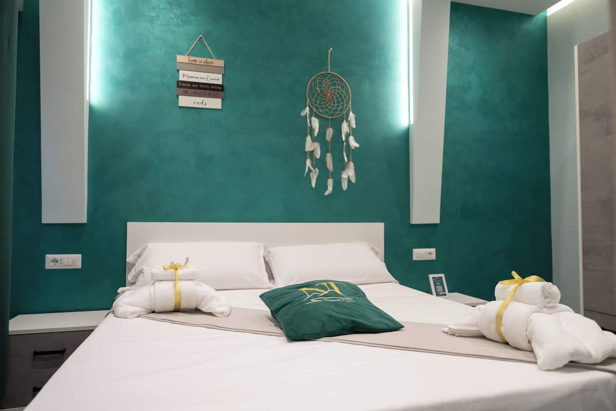 Gallery Double or Twin Room (Napul'é) | Frette Italian sheets, premium bedding, down comforters