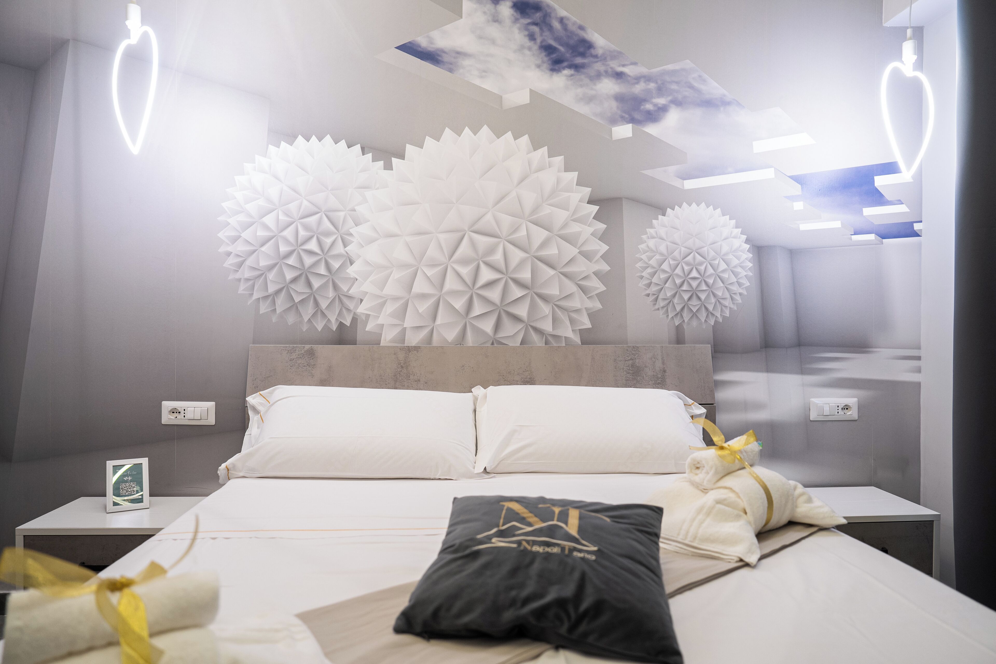 Photo - Napolitano Rooms - CENTRAL STATION