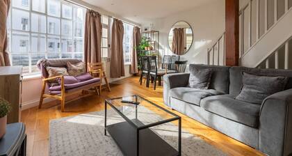 Bright & Quirky 3BD Home - Wellington Terrace!