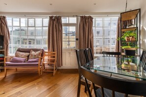 Basic House, Multiple Beds | View from property - Bright & Quirky 3BD Home - Wellington Terrace! (Bristol)