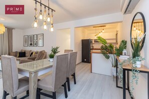 Apartament estàndard, 2 dormitoris | Sala d'estar