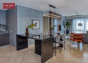 Apartament superior, 2 dormitoris | Sala d'estar