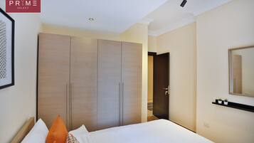 Apartment, 2 Bedrooms | 3 bedrooms, iron/ironing board, free WiFi