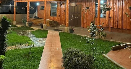 Texas long horn cabaña, ideal para familias, cabaña cerca de restaurantes.