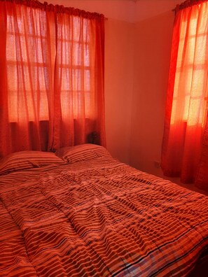 2 bedrooms, iron/ironing board, WiFi, bed sheets
