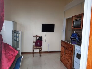 Interior - Lulu’s overnight home with beautiful mountain and sea view. (Loubiere)