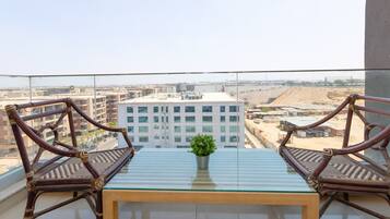 Standard Apartment, 2 Bedrooms | City view