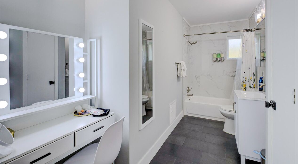 Eco-friendly toiletries, hair dryer, towels