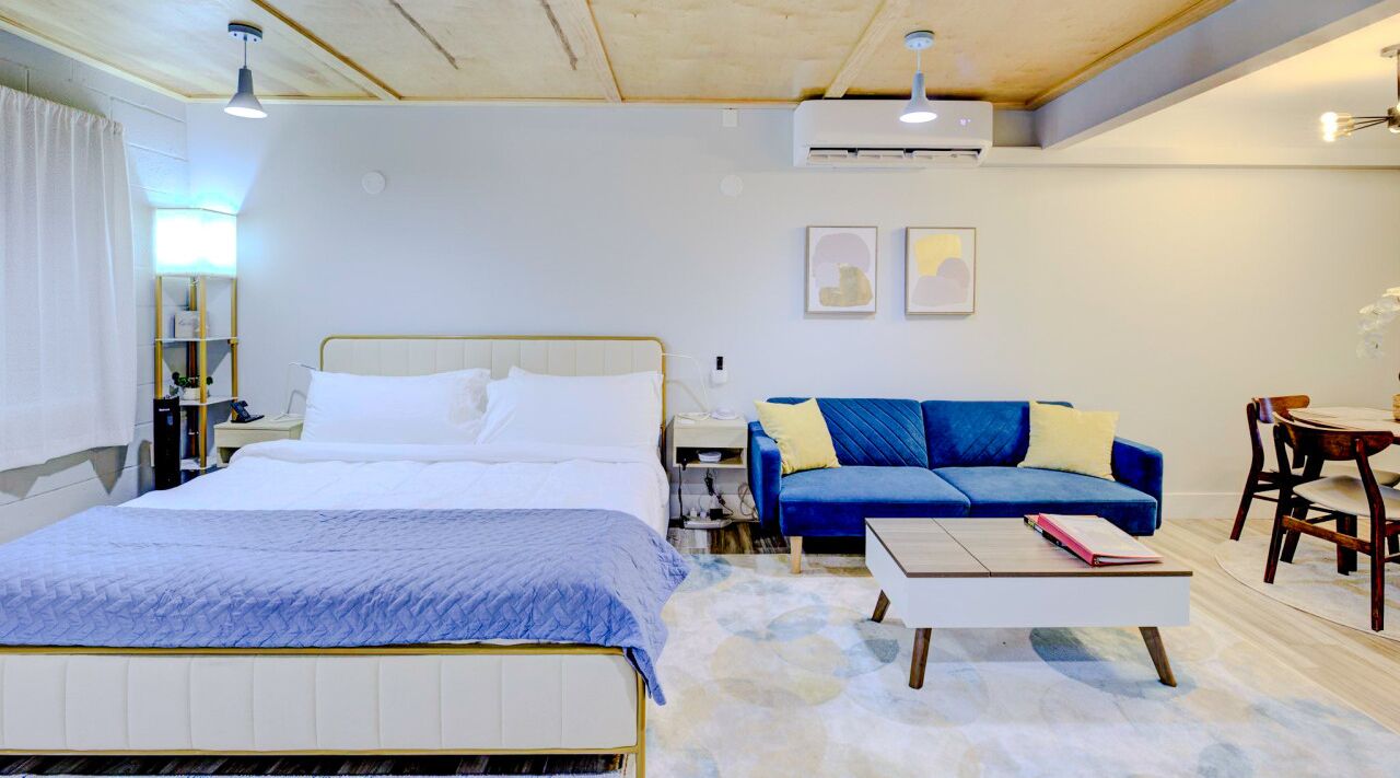 1 bedroom, desk, iron/ironing board, travel cot