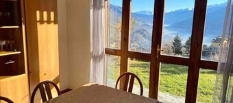 Independent villa with garden and great view
