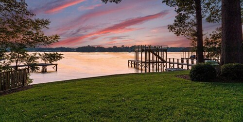 Lakefront Living W/optional Boat Rental