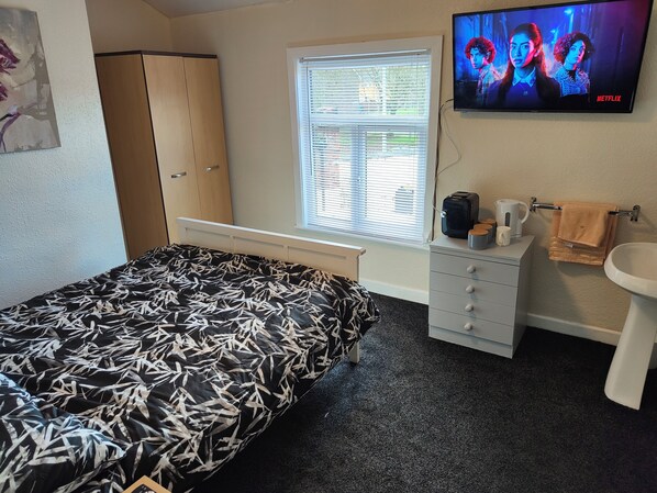 Standard-dobbeltværelse | Allergivenligt sengetøj, senge med madrasser af memory foam