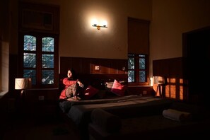 4 chambres, fer et planche à repasser, Wi-Fi gratuit, draps fournis
