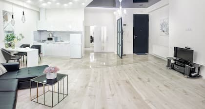 H&B apartments Mitskevichi