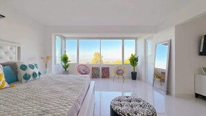 2 bedrooms, iron/ironing board, travel cot, free WiFi - Cassablanca On The Hill: Pool & Amazing Views (Bayamón)