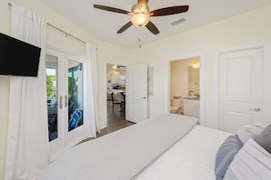 3 bedrooms, iron/ironing board, free WiFi, bed sheets - Sea, Sand & Waves on 30A - Pet Friendly (Santa Rosa Beach)