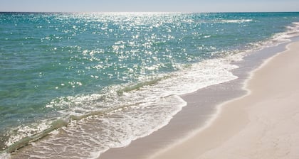 Sea, Sand & Waves on 30A - Pet Friendly