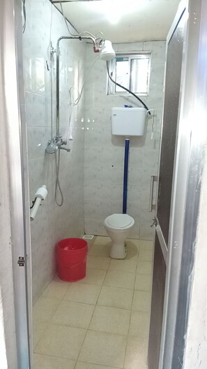 Bathroom - GAME CHANGERS LODGE - SAFARI (Arusha)