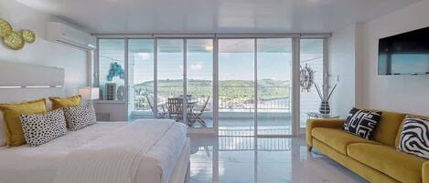 1 bedroom, iron/ironing board, travel crib, WiFi