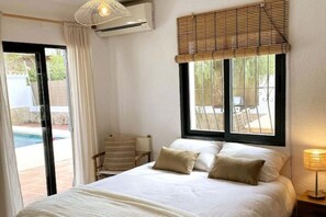 3 chambres, fer et planche à repasser, Wi-Fi, literie fournie