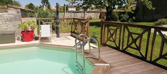 Chambre D'hôtes: Fins Bois Piscine, Ludothèque, Rétrogaming
