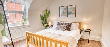 3 dormitorios, tabla de planchar con plancha, wifi gratis y ropa de cama