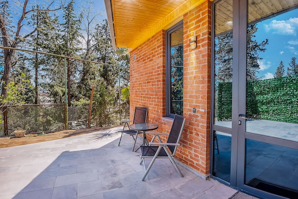 Huoneisto | Terassi/patio