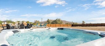 Discover Satellite House, a Stylish Oasis w/ Breathtaking Views in Joshua Tree!
