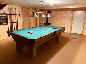 Spielezimmer