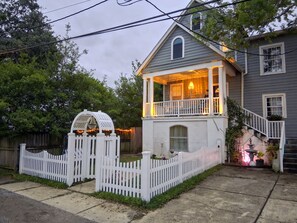 Exterior - Secret Garden: Close to all New Orleans top attractions (New Orleans)