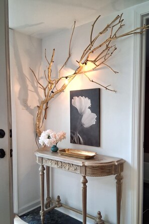 Interior - Secret Garden: Close to all New Orleans top attractions (New Orleans)