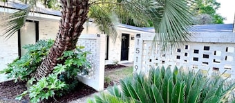 Serene Midtown Apartment: 8 mi to Ft Moore