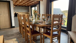 Dining - Doune Bay Lodge (Mallaig)