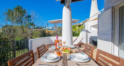 C63 Quinta do Paraiso Beautiful Single Storey Bungalow