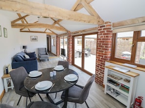 Cottage | Interior - The Cow Shed (Worcester)