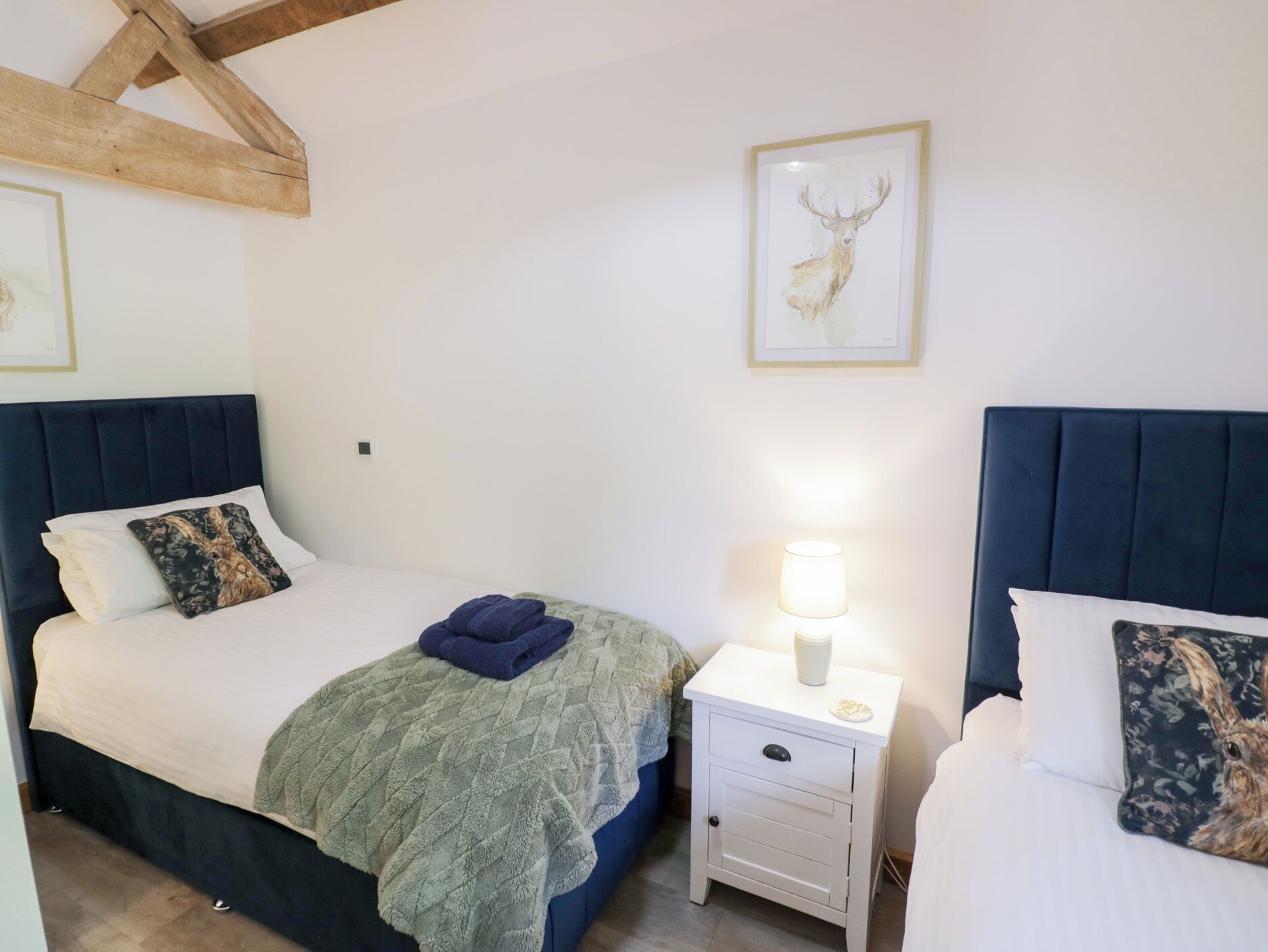 Cottage | Interior