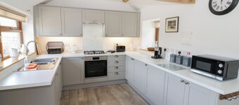 ザ カウ シェッド