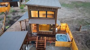 Terrace/patio - #3 Zion Tiny Home-Grand Ranch-Mini Animal Farm-One of a Kind Farm Stay (Cedar City)