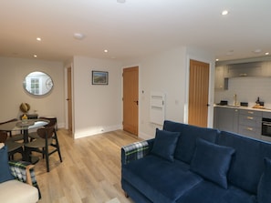 Cottage | Living area - 48 Rock Mill (Hope Valley)