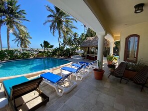 Outdoor pool - Ocean Front Private Villa with Pool (San Pedro)
