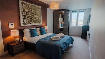 2 bedrooms, iron/ironing board, travel crib, WiFi