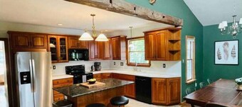Hidden River Lodge at Hawk Mountain